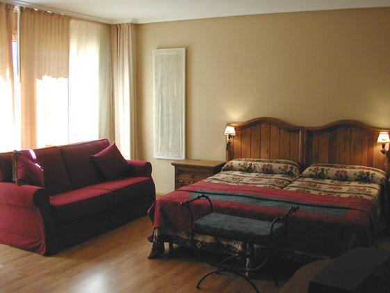 La Hotel *